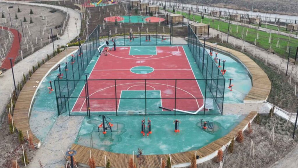ETİMESGUT ELVAN MAHALLESİ 18157-18158-18159 ve 18160 ADALAR ÖNÜ PARK ALANI