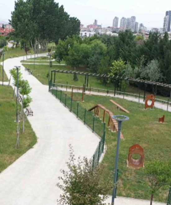Çankaya Beyler Caddesi Park Alanı