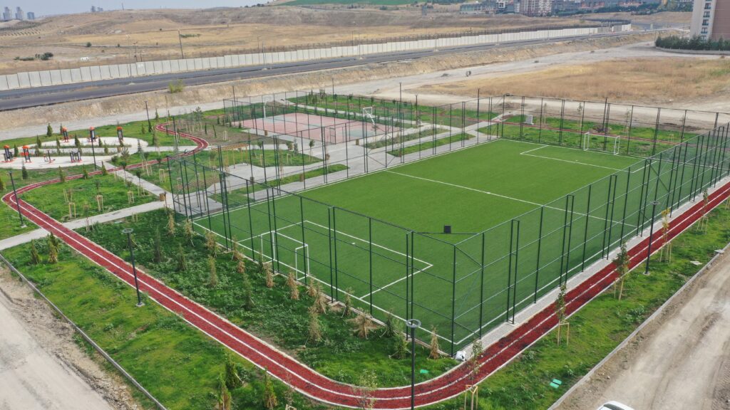 ETİMESGUT BAĞLICA AÇIK SPOR SAHASI VE PARK