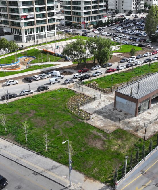 ÇANKAYA KARAKUSUNLAR MAH. 28162/1 PARSEL (BAUHAUSE) ARKASI PARK ALANI