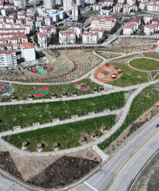 ETİMESGUT ELVAN MAHALLESİ 18157-18158-18159 ve 18160 ADALAR ÖNÜ PARK ALANI
