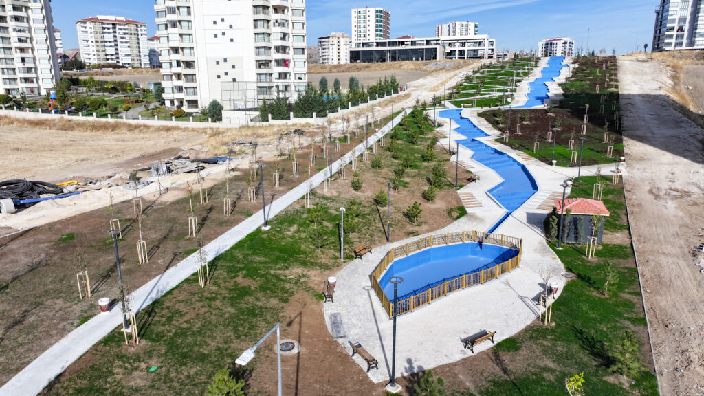 ÇANKAYA YAŞAMKENT ALACAATLI MAH. 3287. CADDE CİVARI PARK ALANI