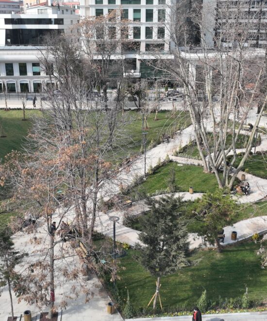 ÇANKAYA SIHHIYE ORDU EVİ YANI ZAFER PARKI